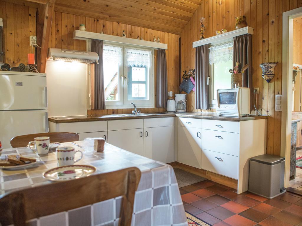 Вилла Luxurious Chalet In Oud Turnhout With Large Garden Ауд-Тюрнхаут Экстерьер фото