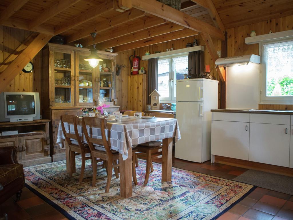 Вилла Luxurious Chalet In Oud Turnhout With Large Garden Ауд-Тюрнхаут Экстерьер фото